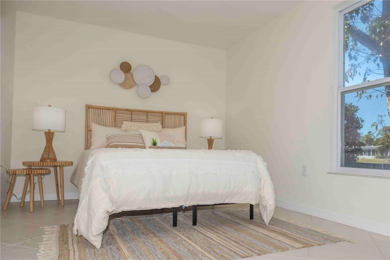 563 Spanish Drive S, Longboat Key, FL 34228 Photo