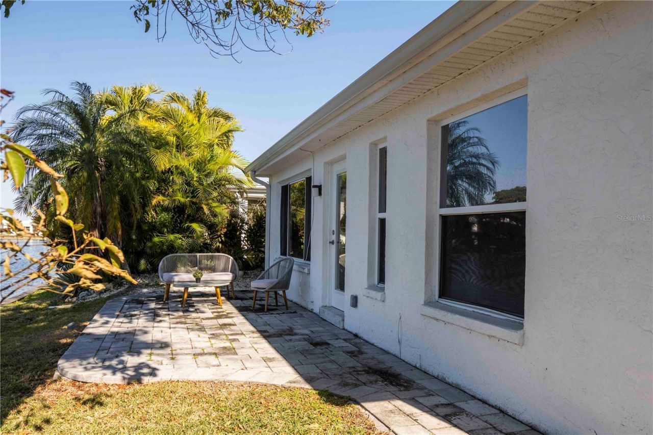 563 Spanish Drive S, Longboat Key, FL 34228 Photo