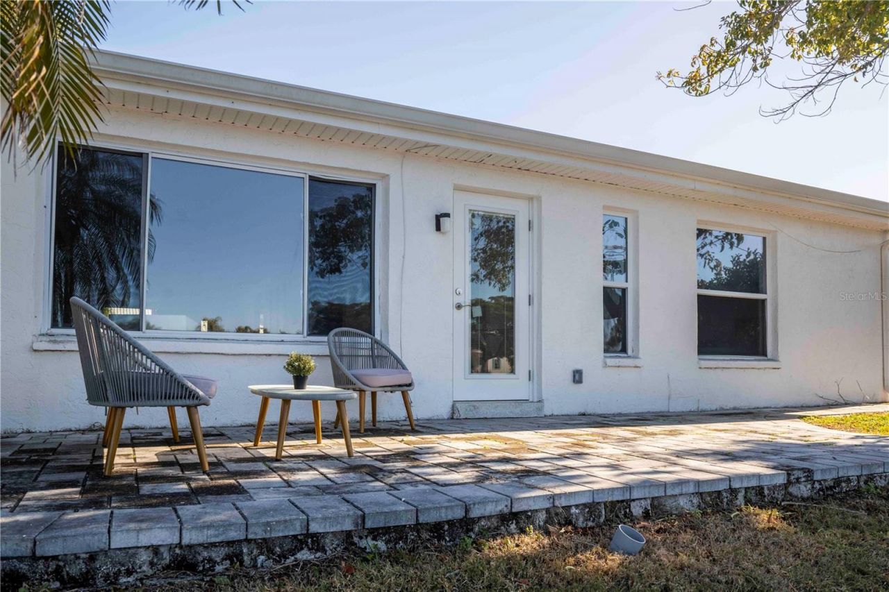 563 Spanish Drive S, Longboat Key, FL 34228 Photo