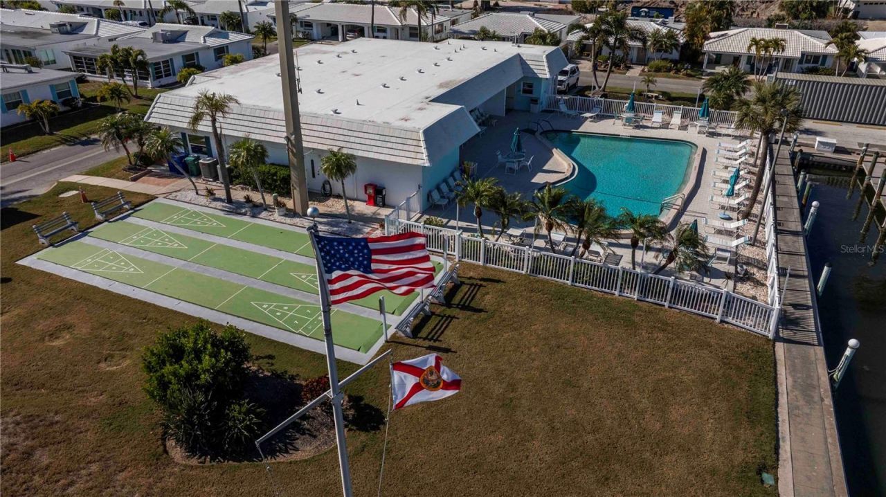 563 Spanish Drive S, Longboat Key, FL 34228 Photo