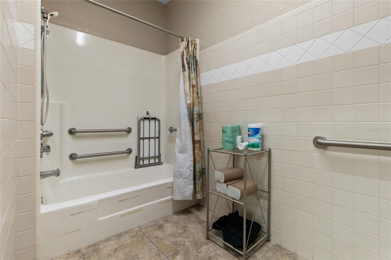 3300 N Highway 19a, Mount Dora, FL 32757 Photo