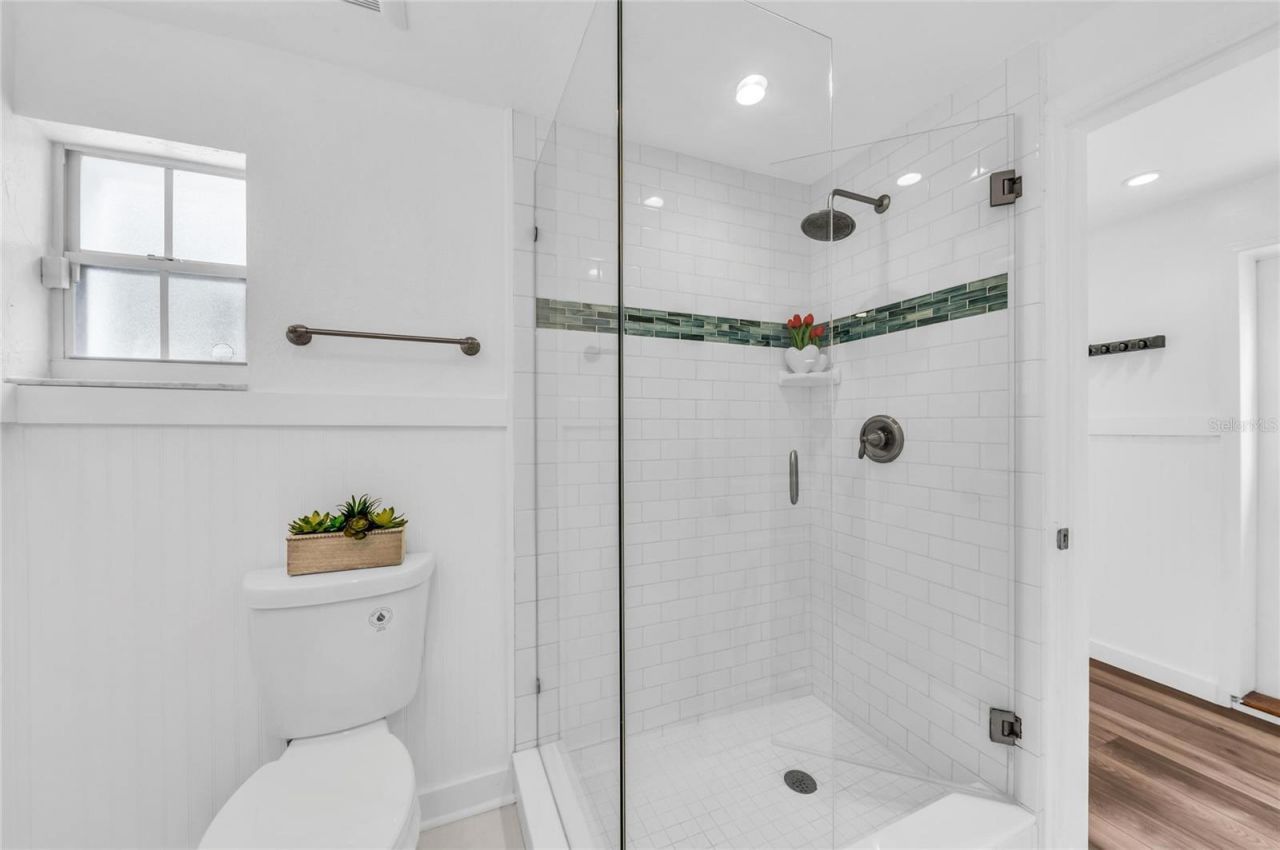 3007 Avenue F, Unit 3, 4, 1, 2, Holmes Beach, FL 34217 Photo