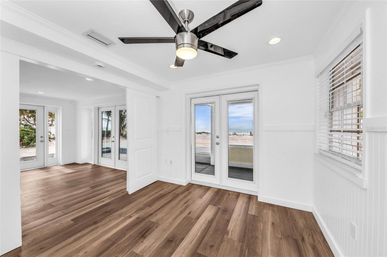 3007 Avenue F, Unit 3, 4, 1, 2, Holmes Beach, FL 34217 Photo