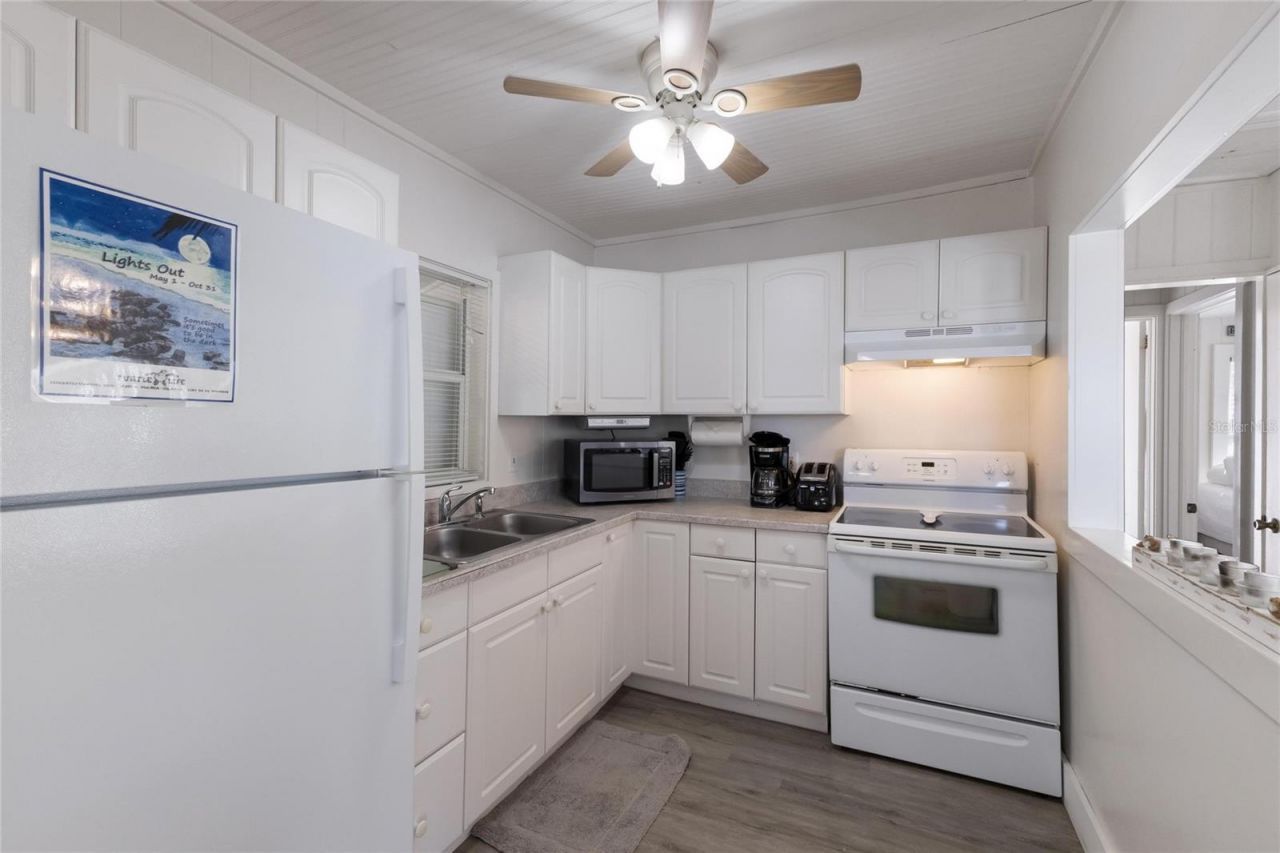 3007 Avenue F, Unit 3, 4, 1, 2, Holmes Beach, FL 34217 Photo