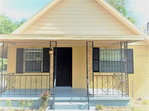 2004 E GENESEE STREET, TAMPA, FL 33610