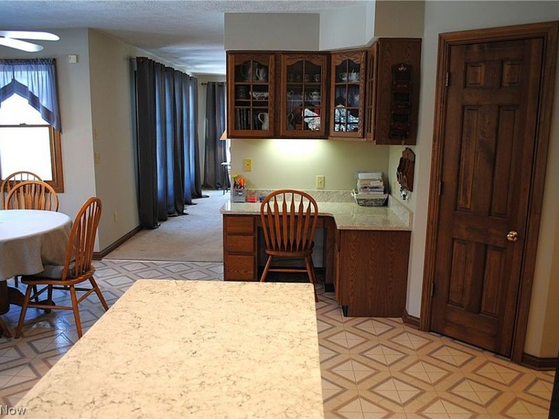 705 Willow Creek Drive, Amherst, OH 44001 Photo 15