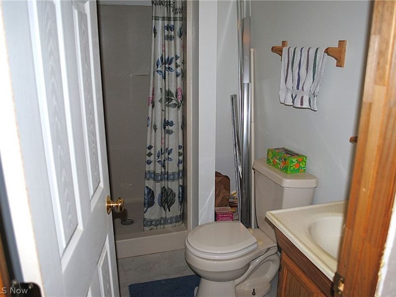 705 Willow Creek Drive, Amherst, OH 44001 Photo 37