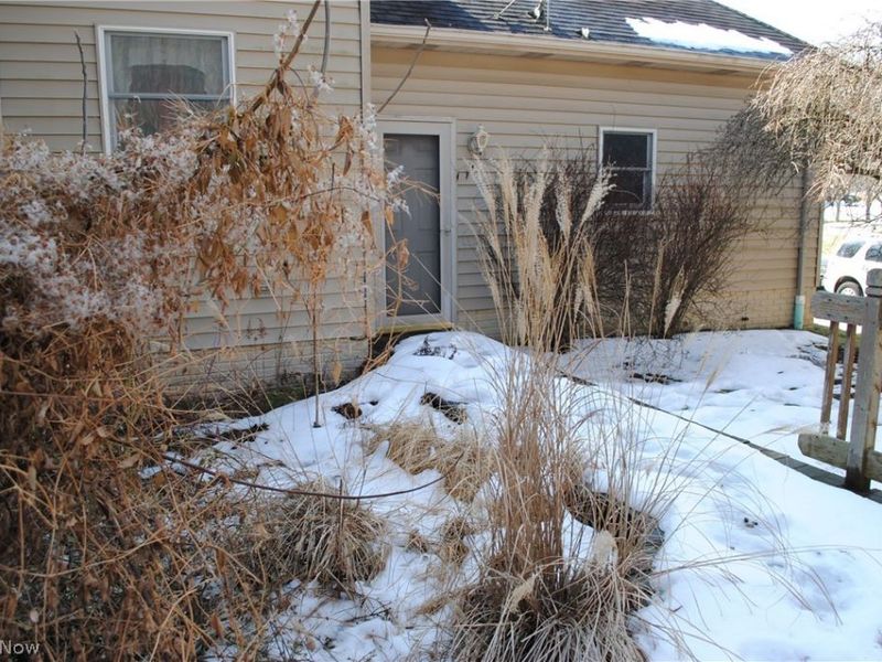 705 Willow Creek Drive, Amherst, OH 44001 Photo 39