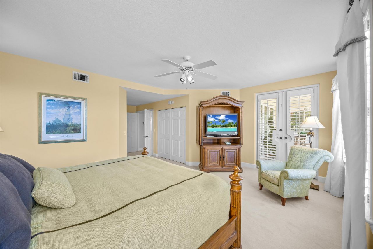 2619 Wulfert Road, Unit 3, Sanibel, FL 33957 Photo