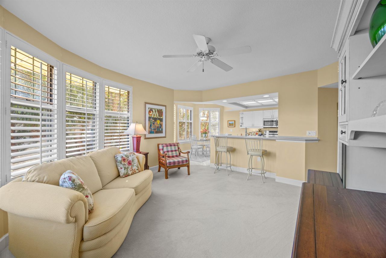 2619 Wulfert Road, Unit 3, Sanibel, FL 33957 Photo