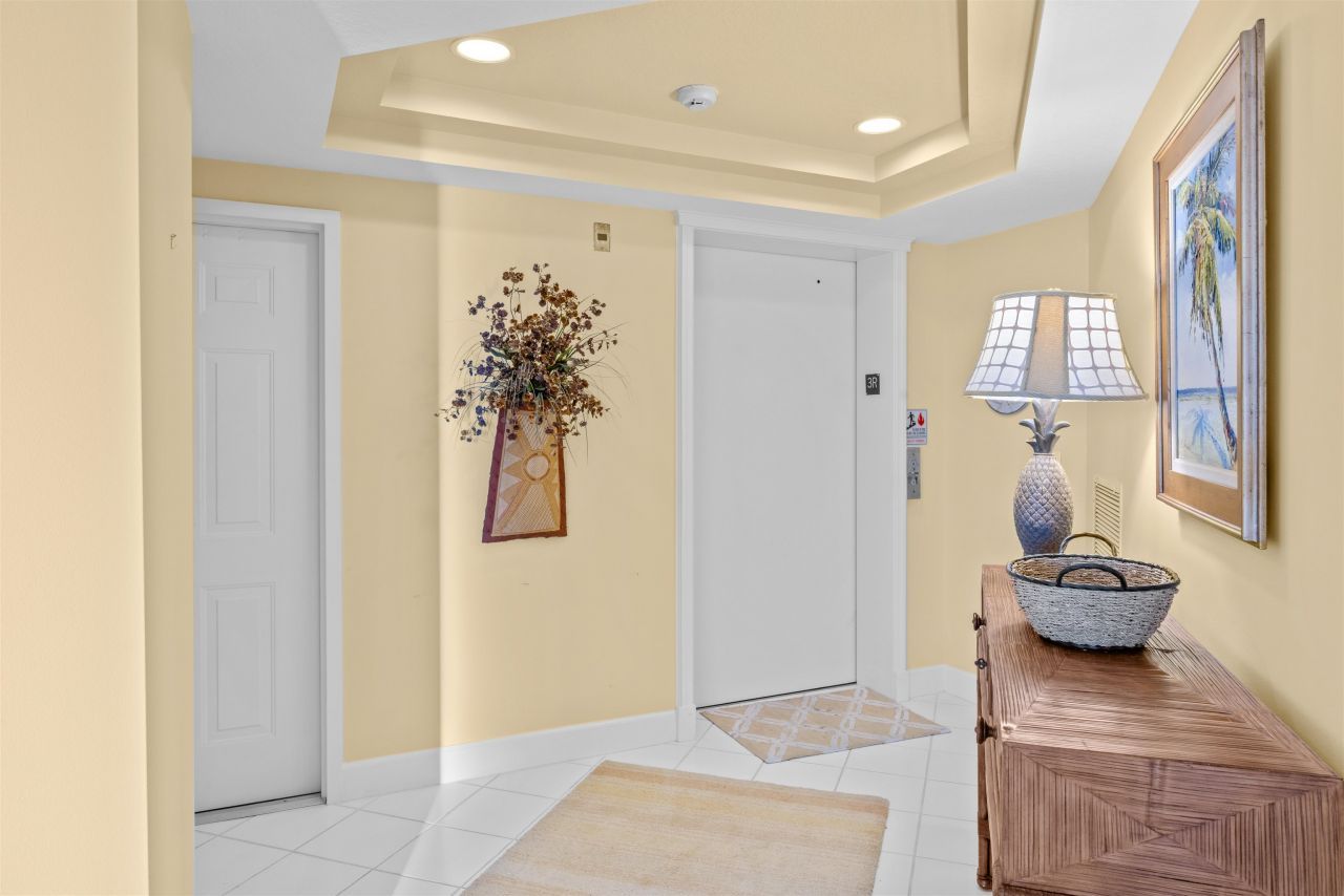 2619 Wulfert Road, Unit 3, Sanibel, FL 33957 Photo