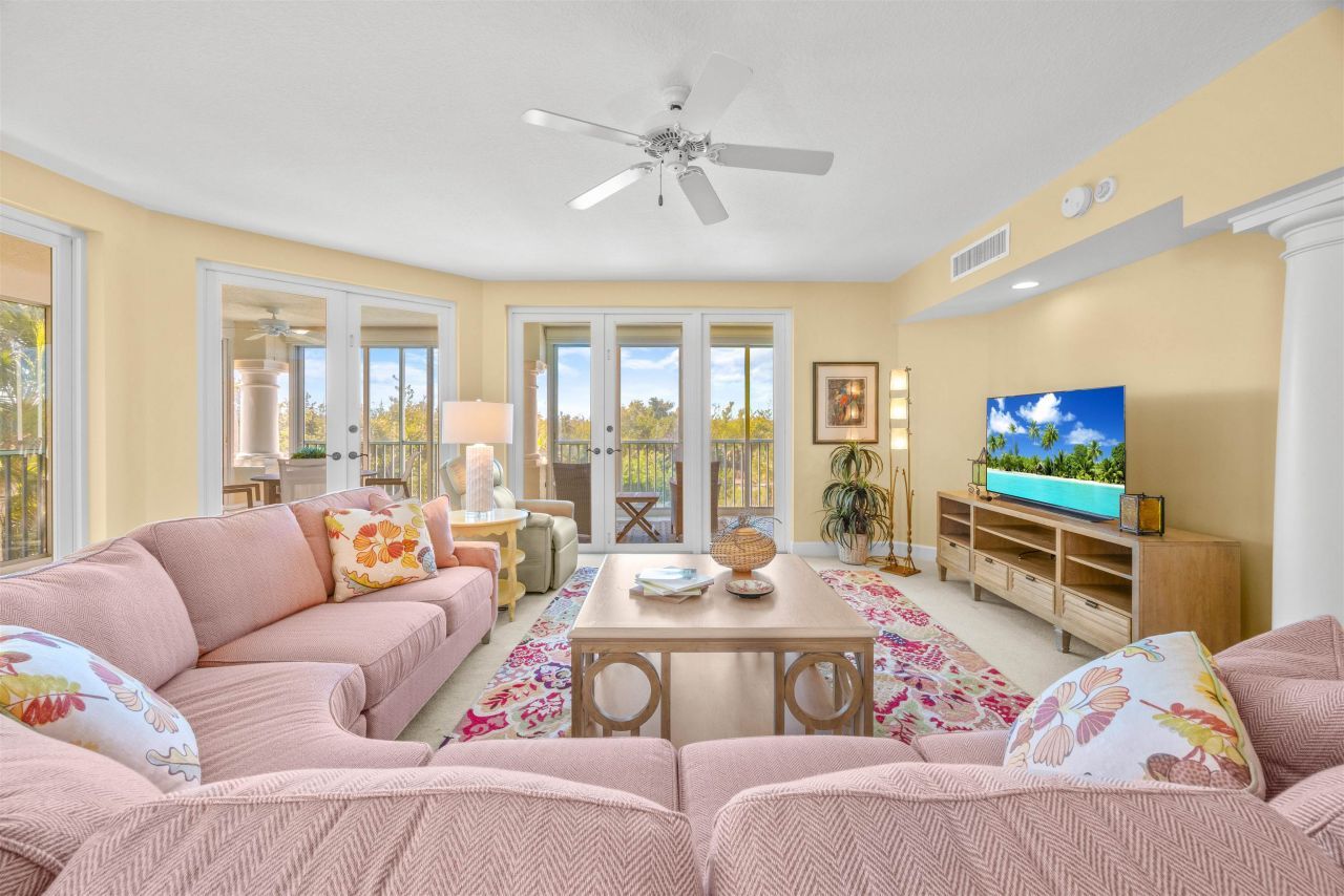 2619 Wulfert Road, Unit 3, Sanibel, FL 33957 Photo