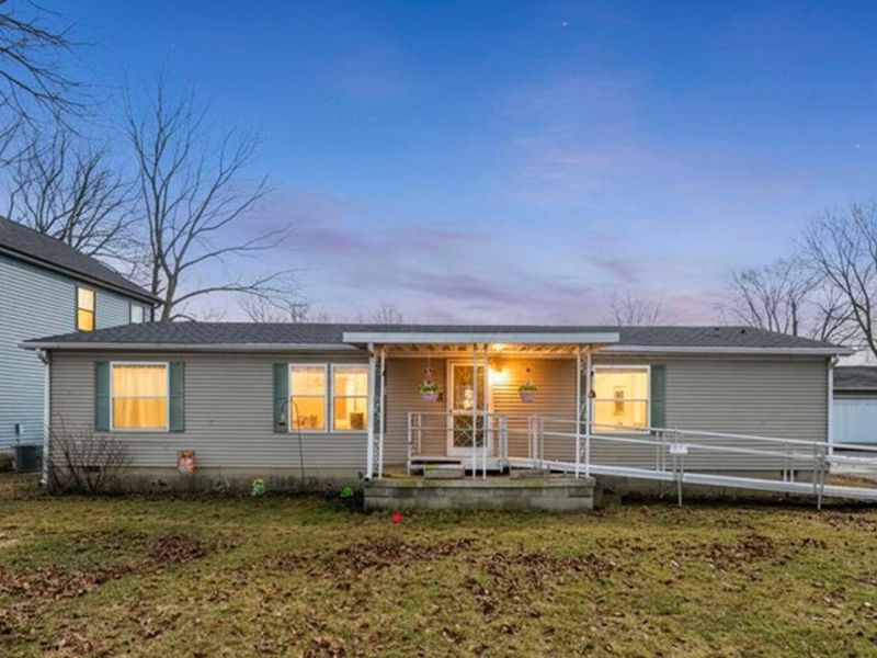 110 Inah Avenue, Columbus, OH 43228 Photo 1