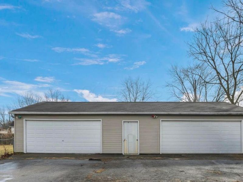 110 Inah Avenue, Columbus, OH 43228 Photo 23