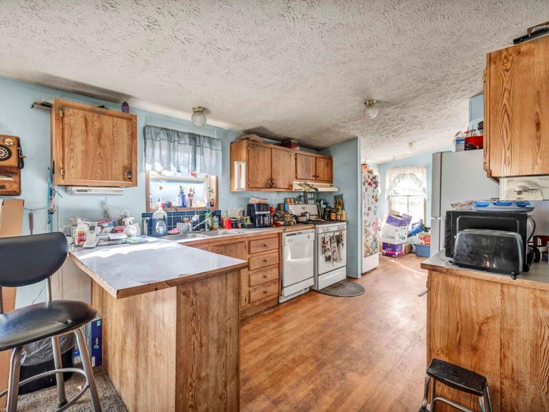 110 Inah Avenue, Columbus, OH 43228 Photo 6