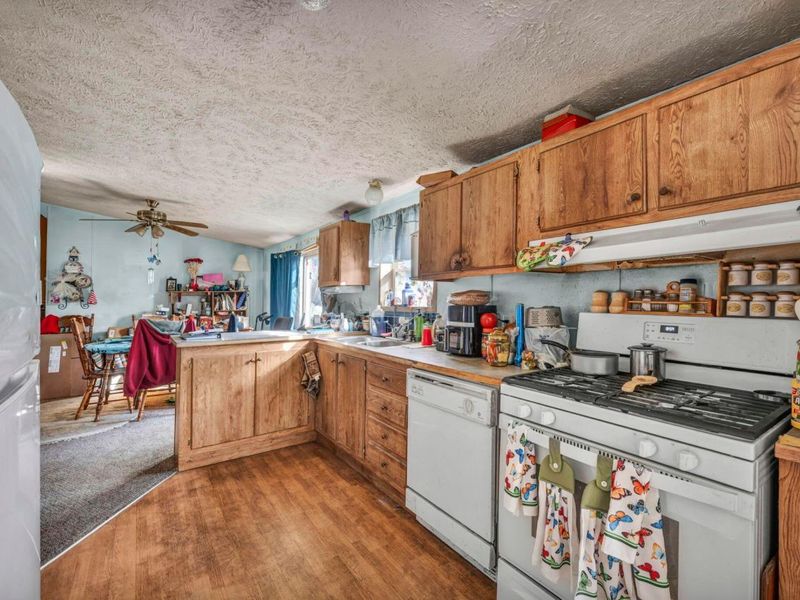 110 Inah Avenue, Columbus, OH 43228 Photo 7