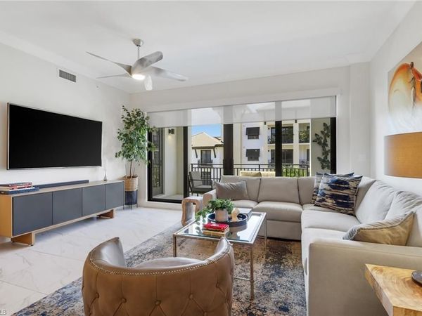 1135 3rd AVE S, Unit 403, NAPLES, FL 34102