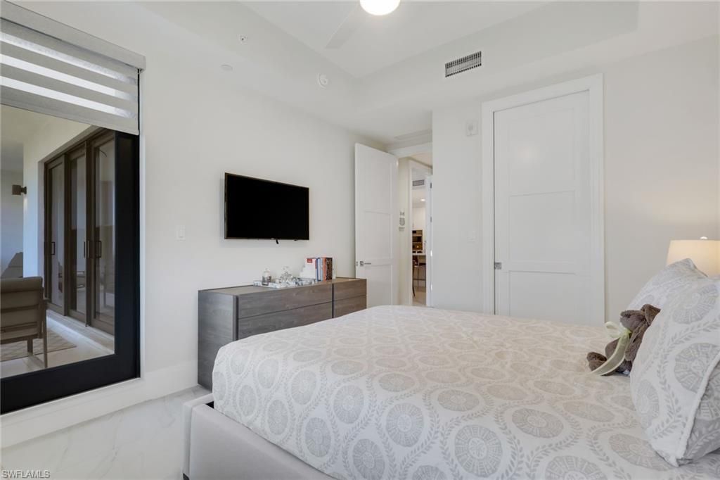 1135 3rd Ave S, Unit 403, Naples, FL 34102 Photo