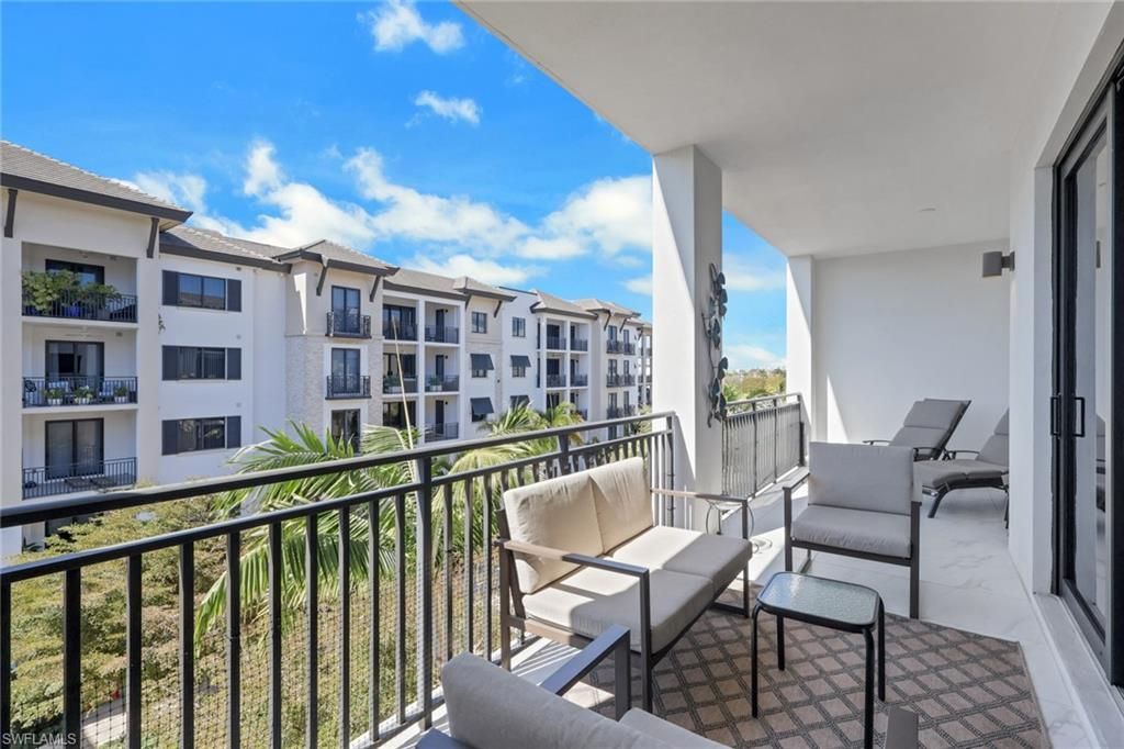 1135 3rd Ave S, Unit 403, Naples, FL 34102 Photo