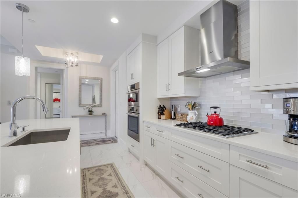 1135 3rd Ave S, Unit 403, Naples, FL 34102 Photo