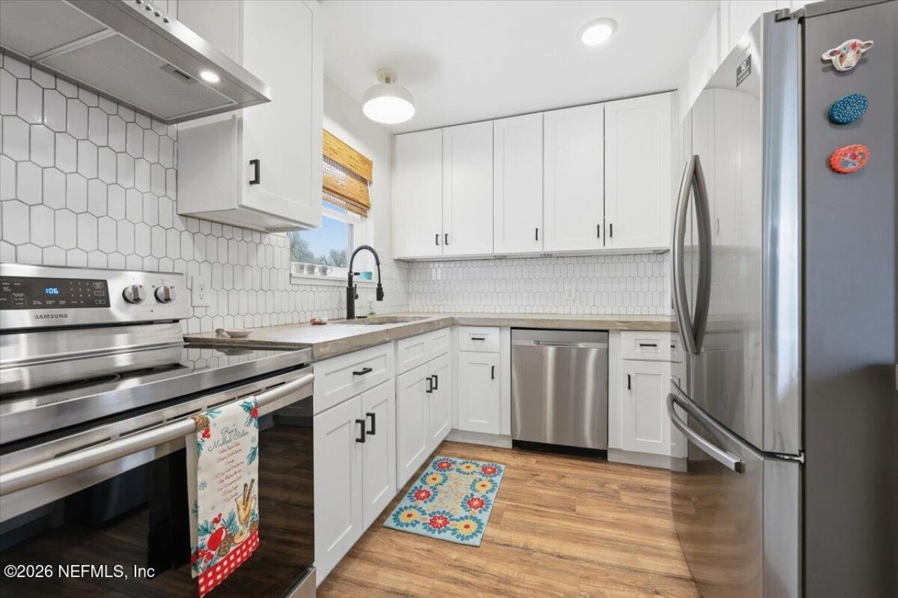 1203 16th Avenue N, Jacksonville Beach, FL 32250 Photo