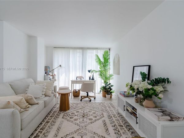 17021 N Bay Rd , Unit 526, Sunny Isles Beach, FL 33160