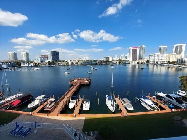 400 Golden Isles Dr, Unit 47, Hallandale Beach, FL 33009