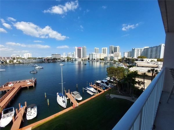 400 Golden Isles Dr, Unit 47, Hallandale Beach, FL 33009