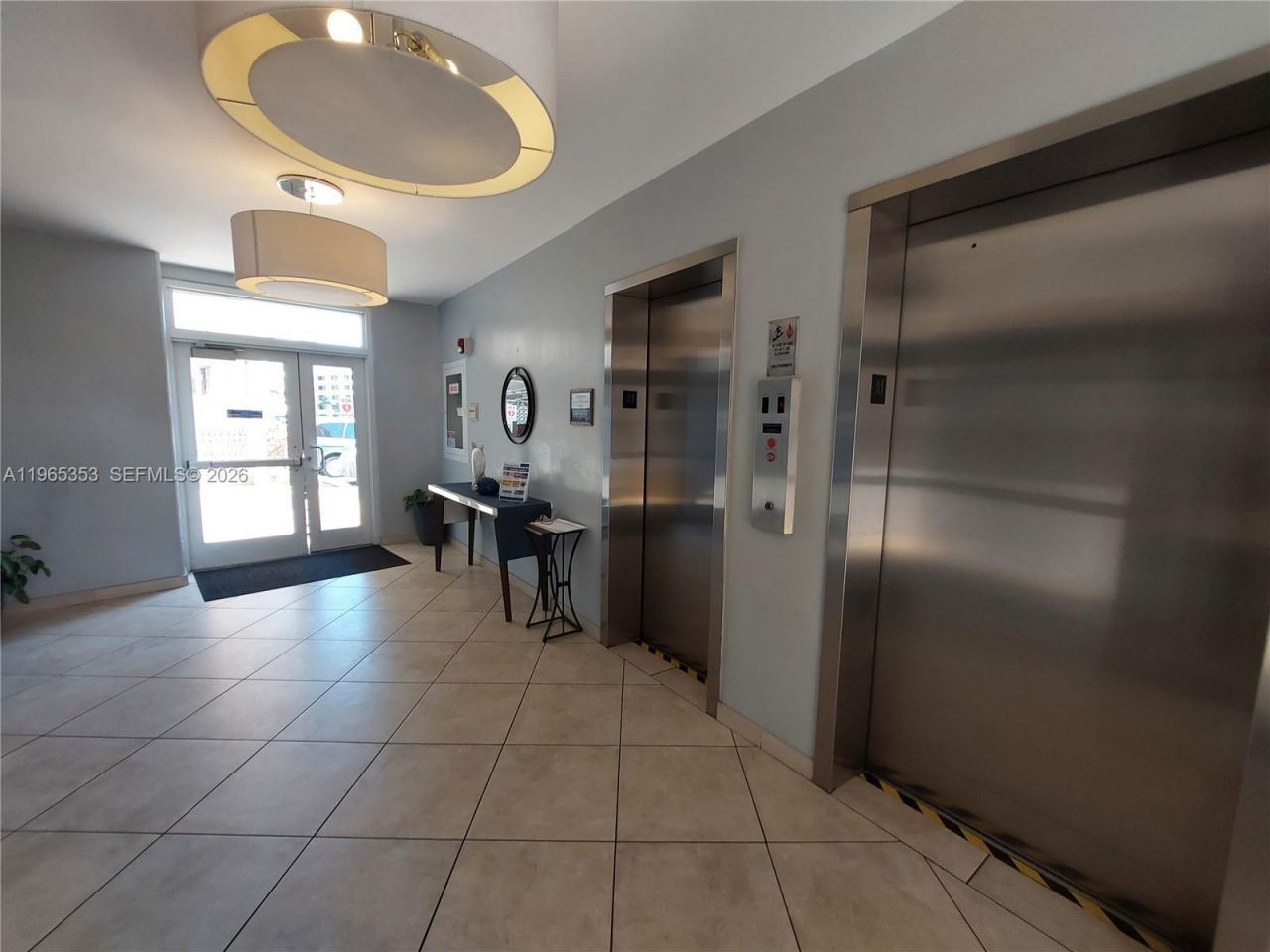 400 Golden Isles Dr, Unit 47, Hallandale Beach, FL 33009 Photo