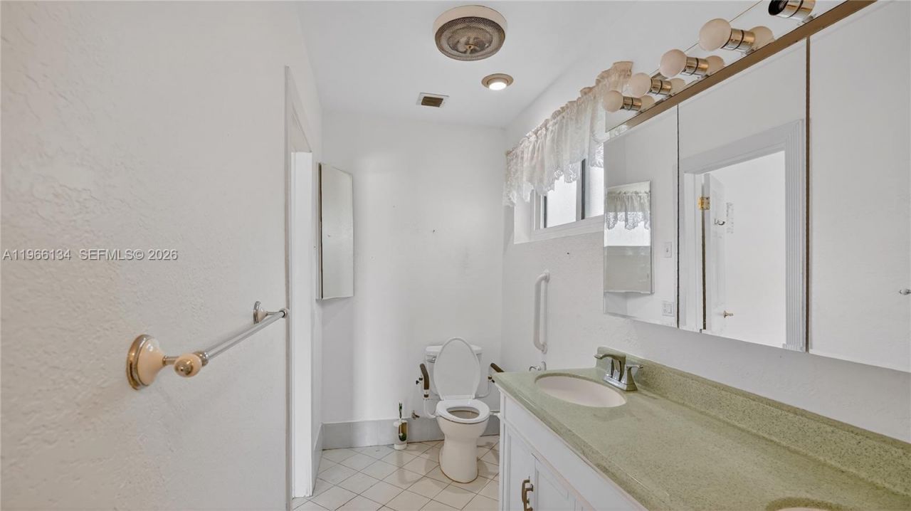 2831 Arthur St , Hollywood, FL 33020 Photo