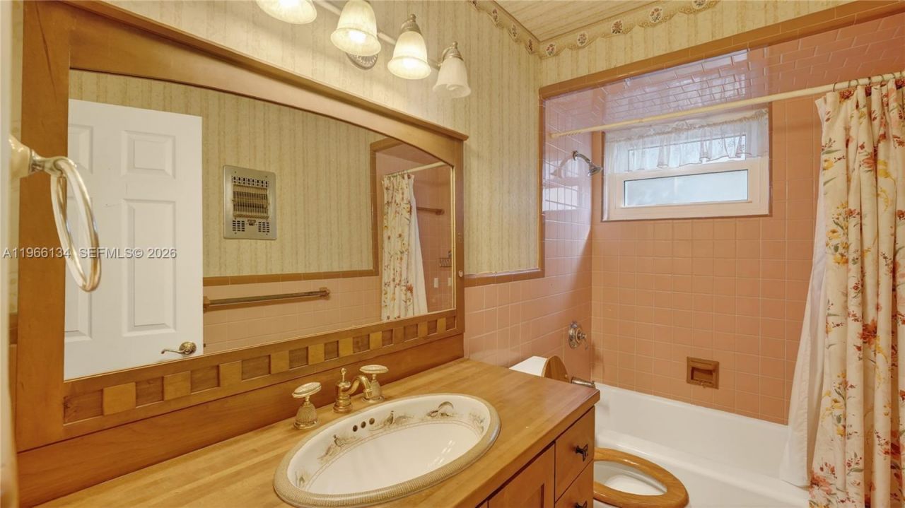 2831 Arthur St , Hollywood, FL 33020 Photo