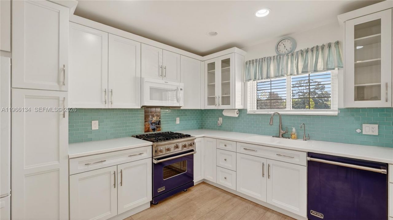 2831 Arthur St , Hollywood, FL 33020 Photo