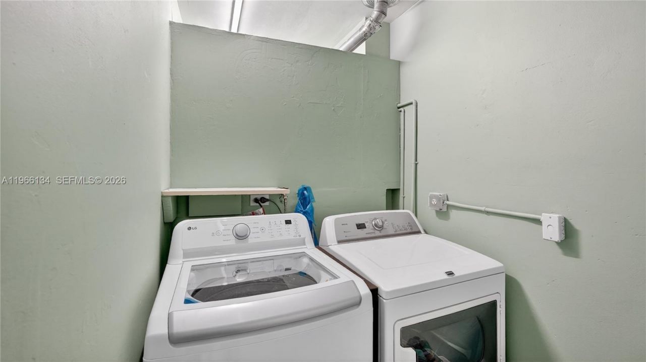 2831 Arthur St , Hollywood, FL 33020 Photo