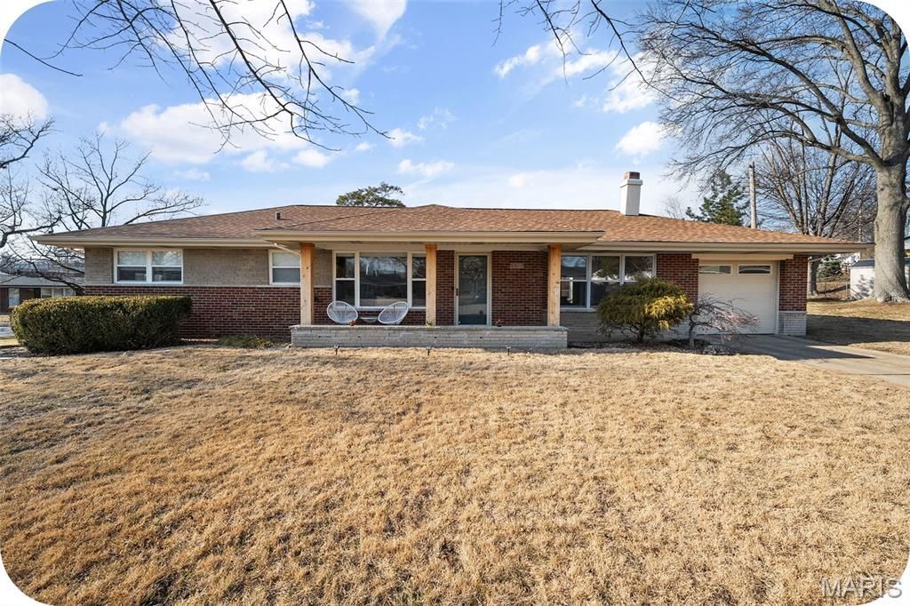 8820 Anaconda Drive, Crestwood, MO 63126 Main Photo