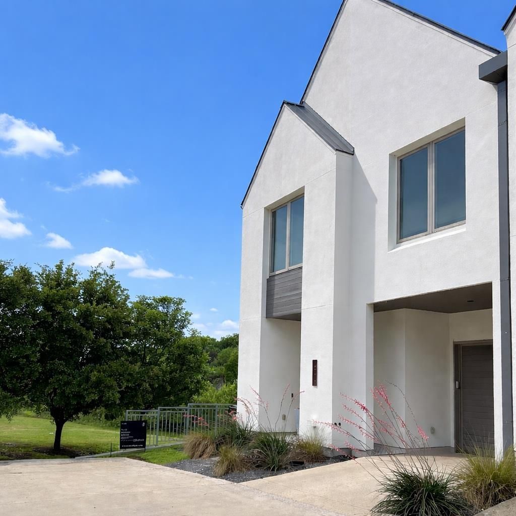 2606 Sutherland St, Austin, TX 78746 Main Photo