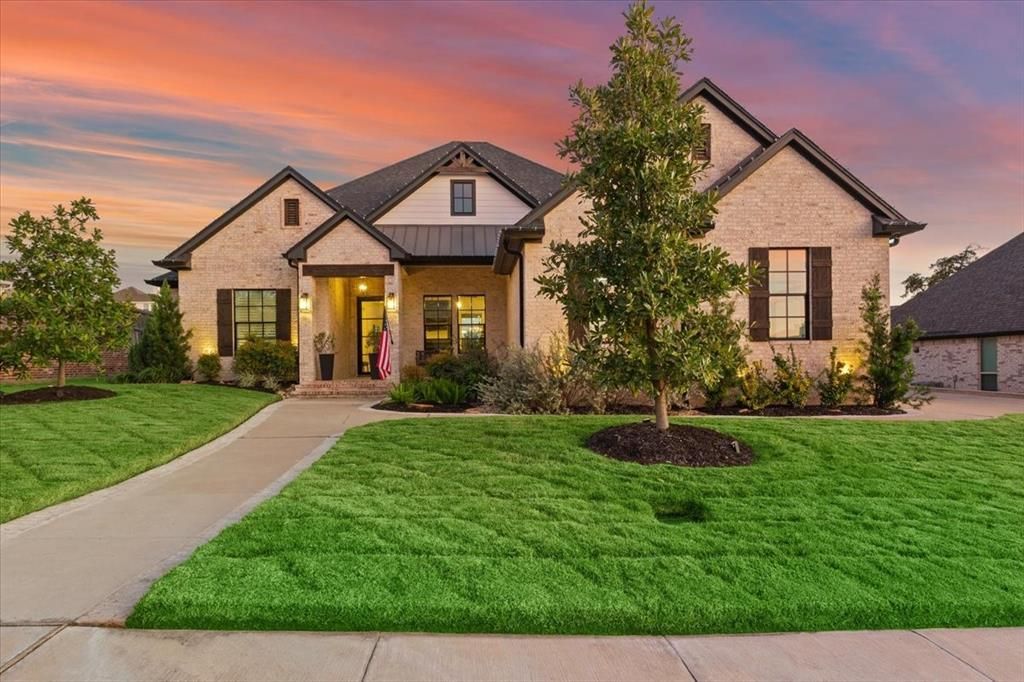 16024 Sorrento Drive, Woodway, TX 76712 Main Photo