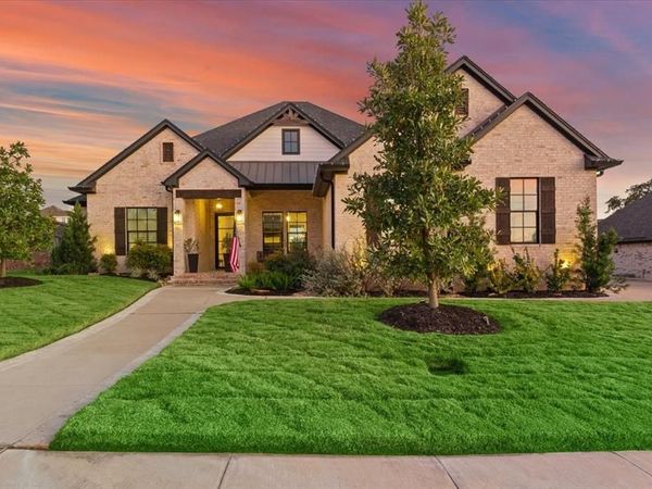 16024 Sorrento Drive, Woodway, TX 76712