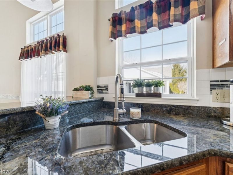 5415 Lake Forest Reserve Lane, Brunswick, OH 44212 Photo 15