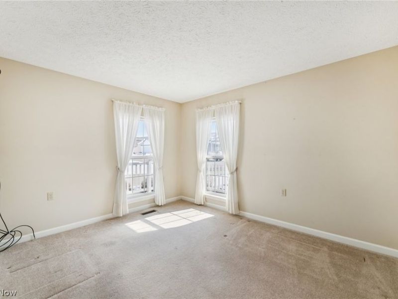 5415 Lake Forest Reserve Lane, Brunswick, OH 44212 Photo 18