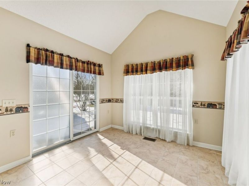 5415 Lake Forest Reserve Lane, Brunswick, OH 44212 Photo 8