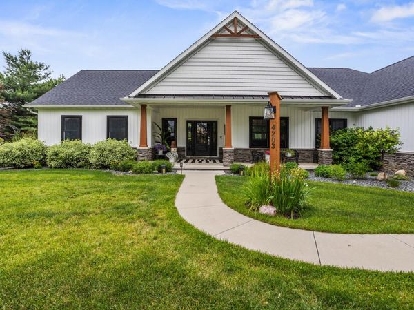 4203 Curtis Meadow Drive, Champaign, IL 61822