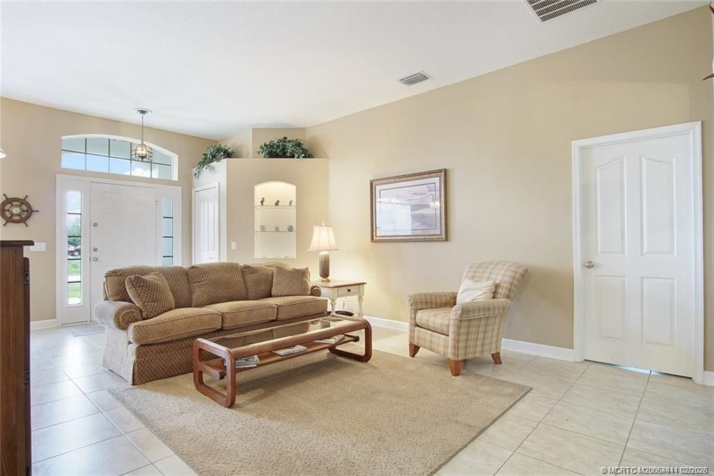 2097 SE Dranson Circle, Port Saint Lucie, FL 34952 Photo