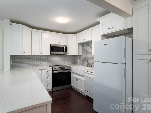 4755 Hedgemore Drive, Unit I, Charlotte, NC 28209