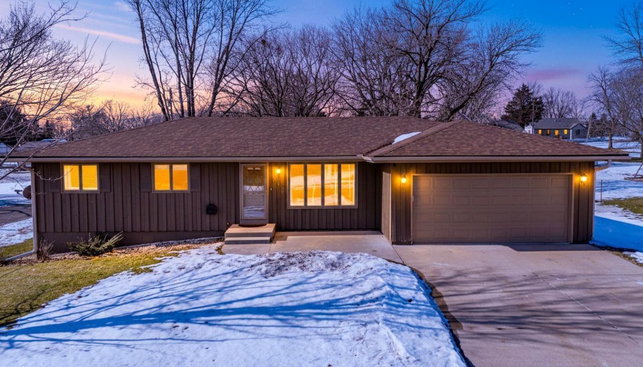 317 2nd Avenue Nw, Lonsdale, MN 55046 Main Photo