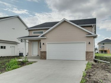 3843 19th Street S, Moorhead, MN 56560