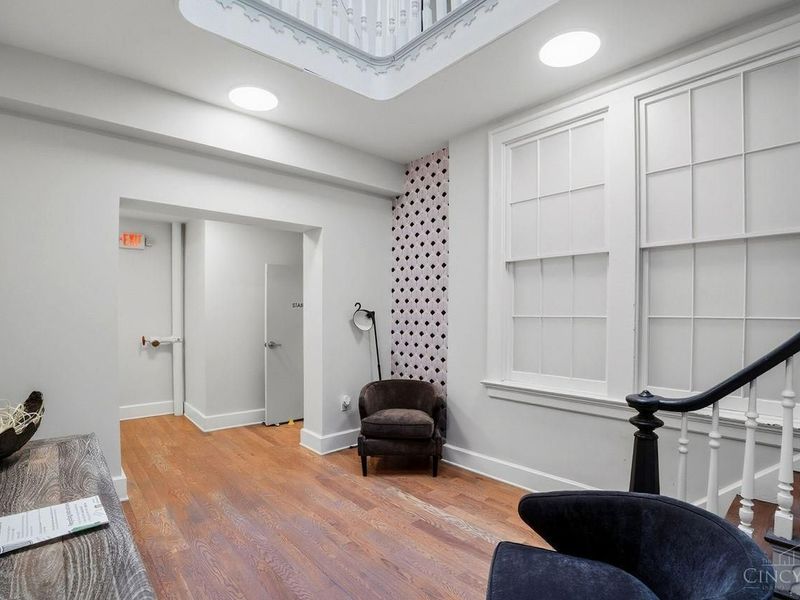 33 E Court Street, Unit 403, Cincinnati, OH 45202 Photo 10