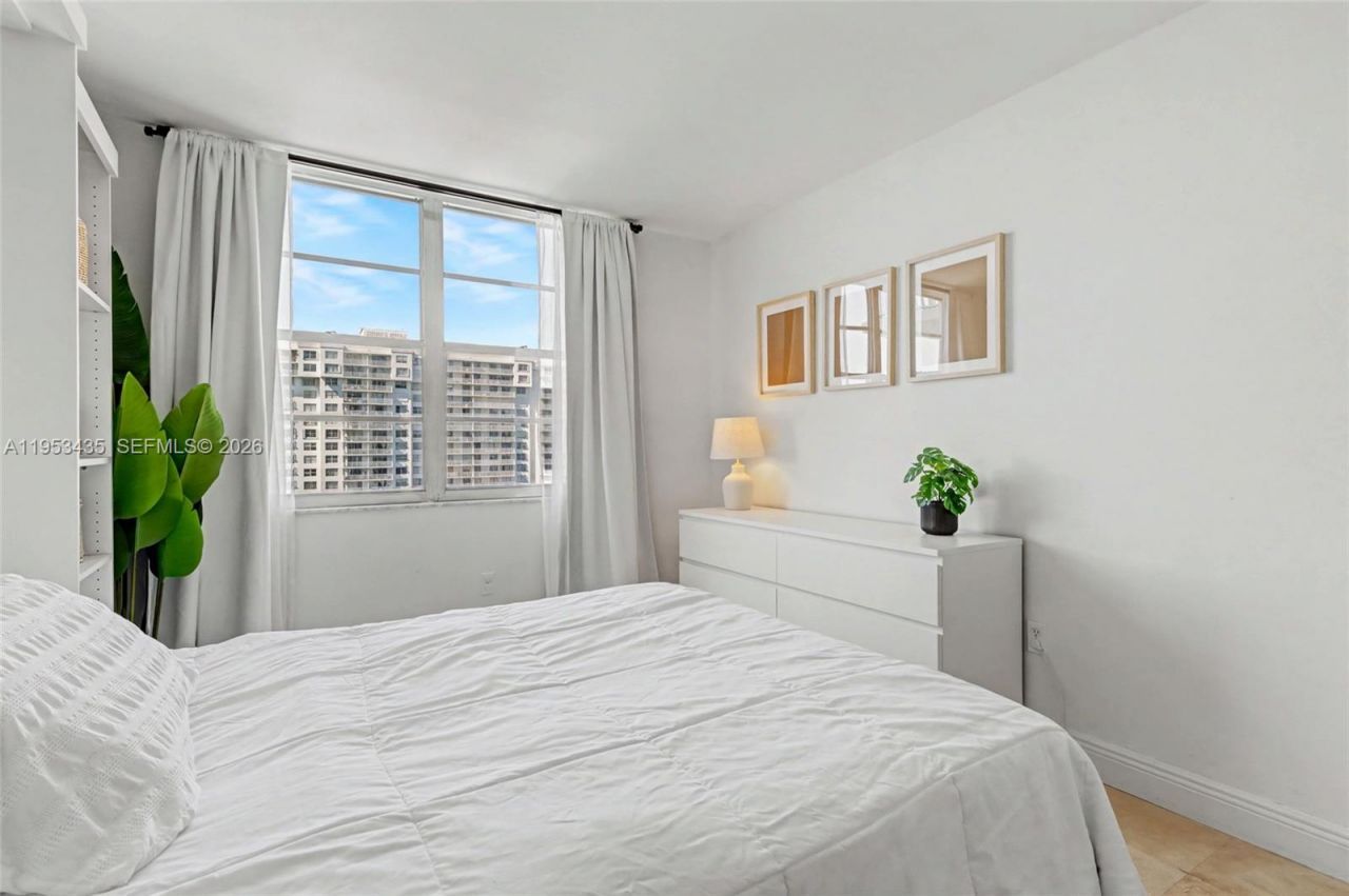 2851 NE 183rd St, Unit 1512E, Aventura, FL 33160 Photo