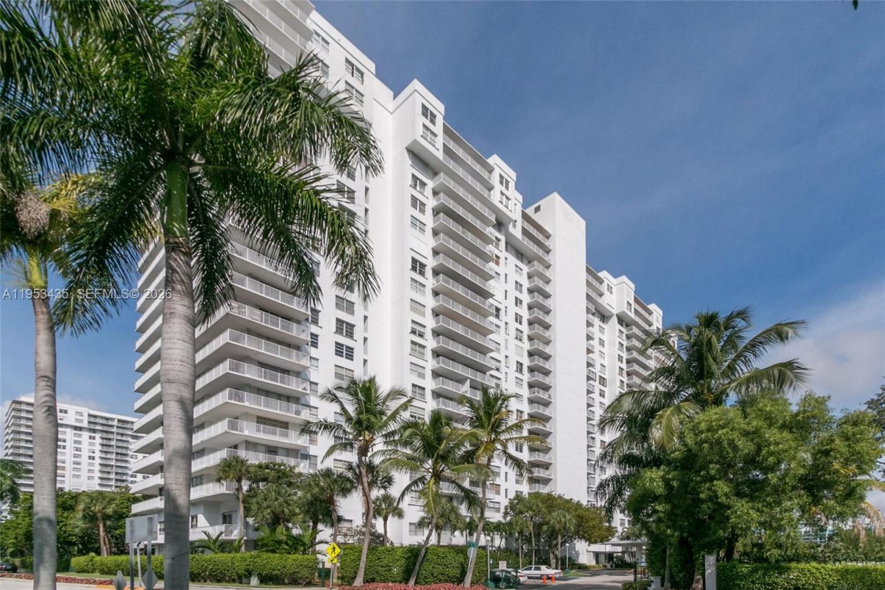 2851 NE 183rd St, Unit 1512E, Aventura, FL 33160 Photo