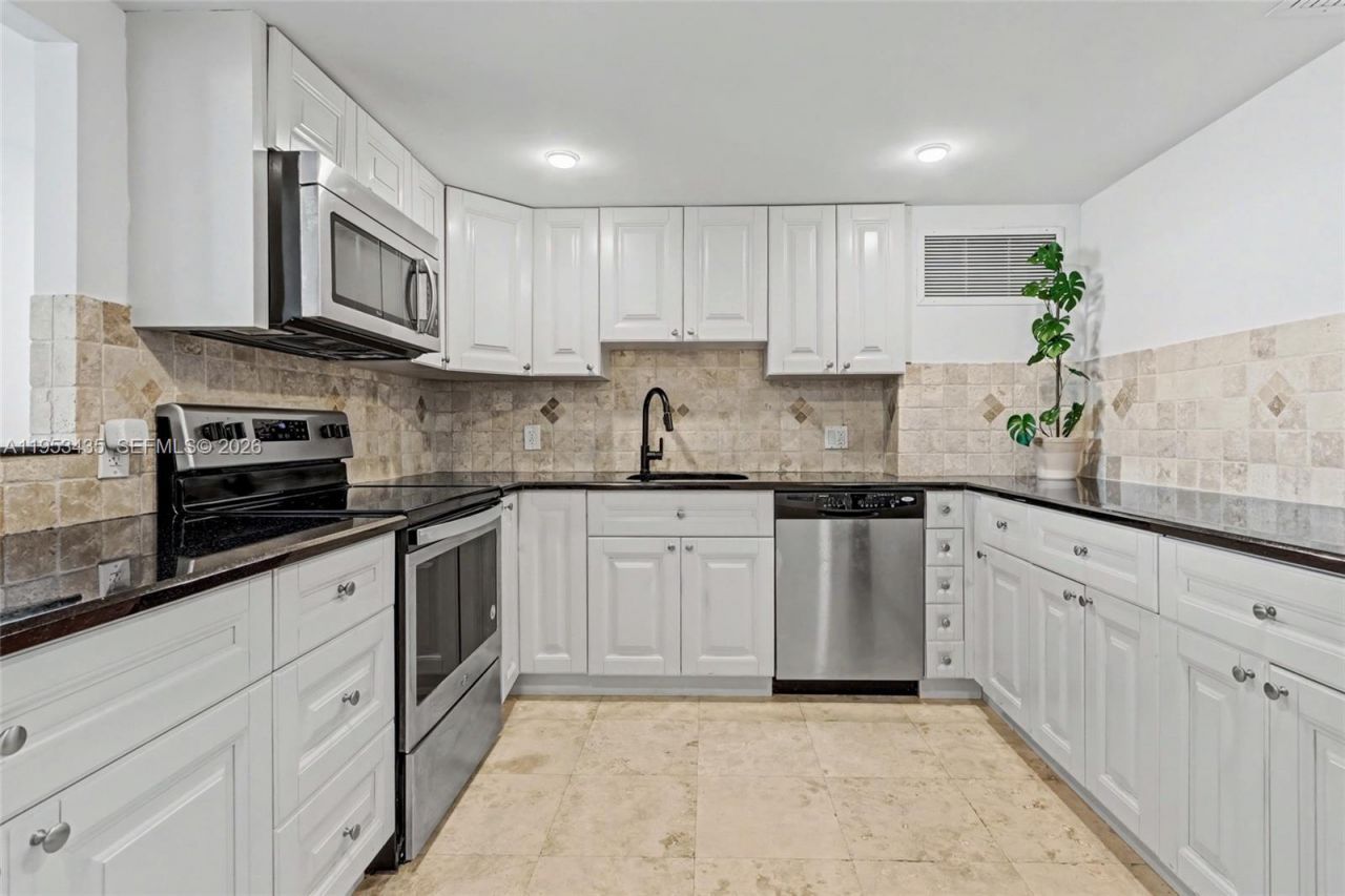 2851 NE 183rd St, Unit 1512E, Aventura, FL 33160 Photo