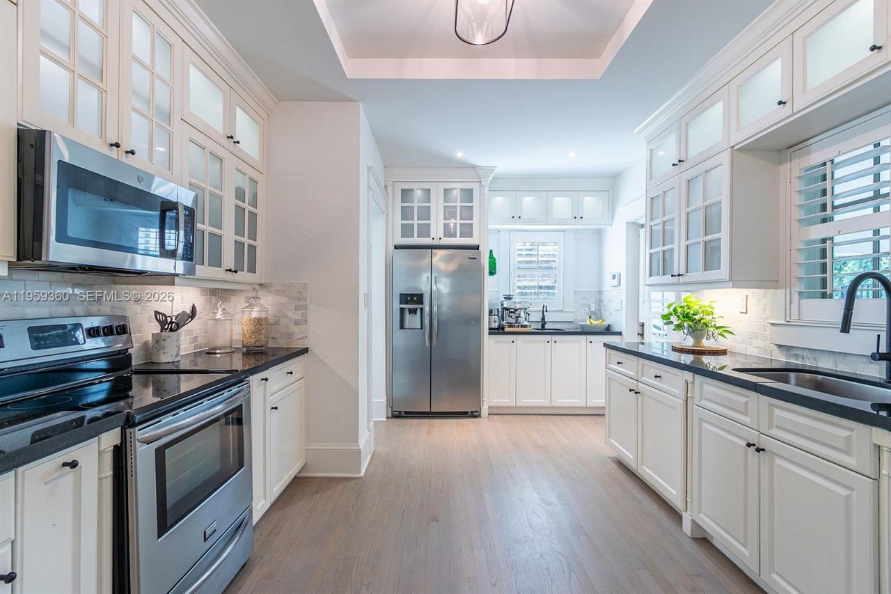 428 Giralda Ave, Coral Gables, FL 33134 Photo